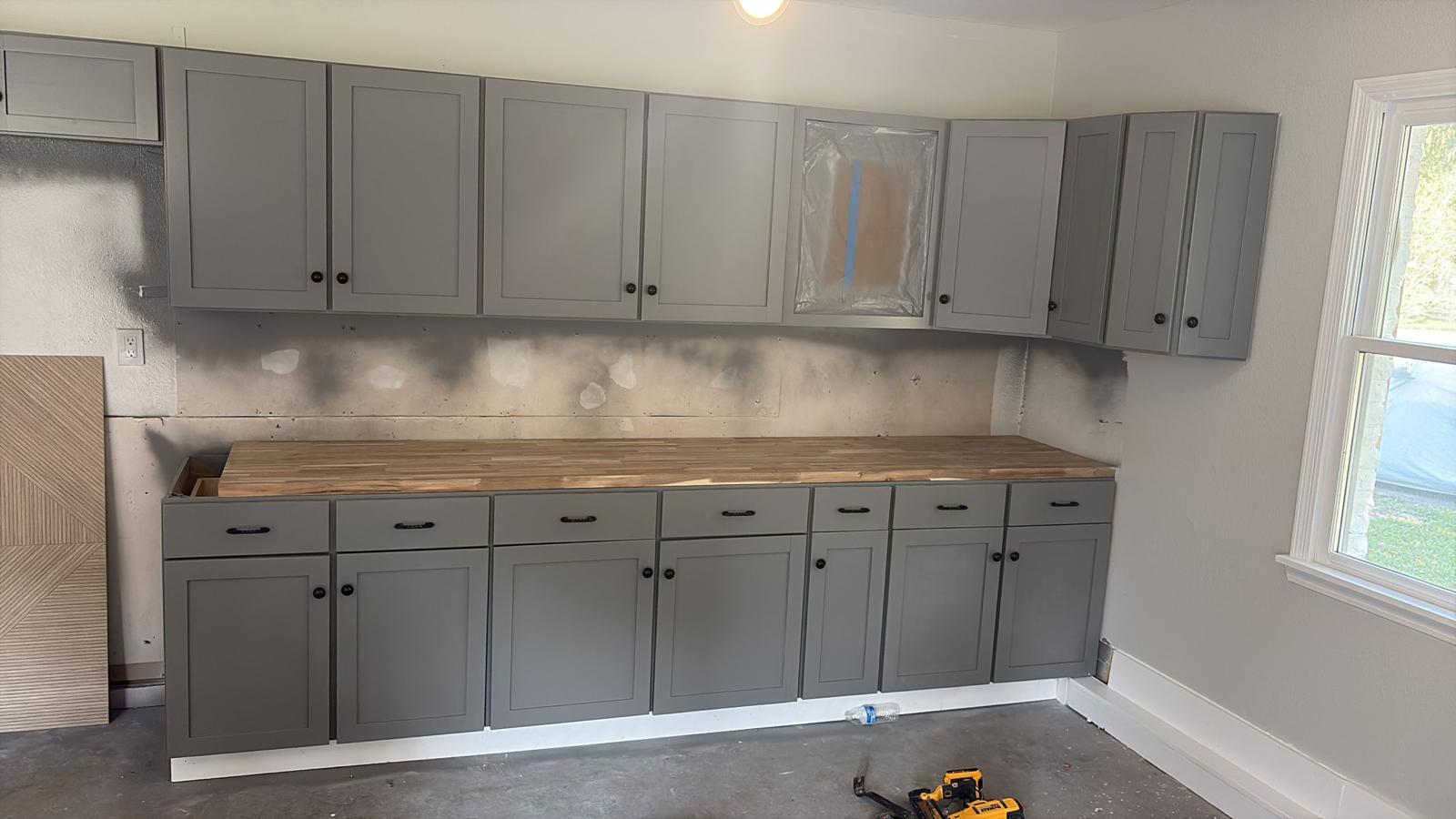 Cabinet painting service